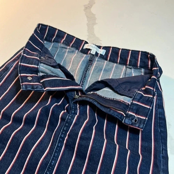 Dynamite Blue and Red Denim  Skirt.‎ Size Small - Picture 4 of 8